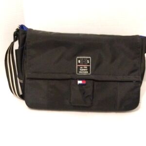 Tommy Hilfiger Messenger Bag